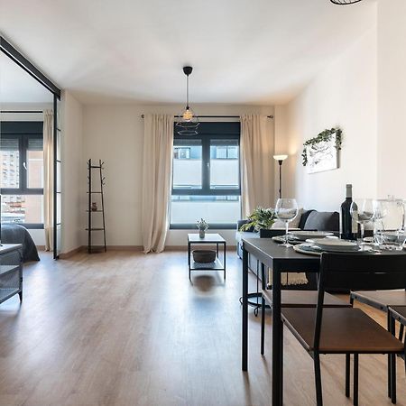 Malagasuite Comfortable Home Apartments ภายนอก รูปภาพ